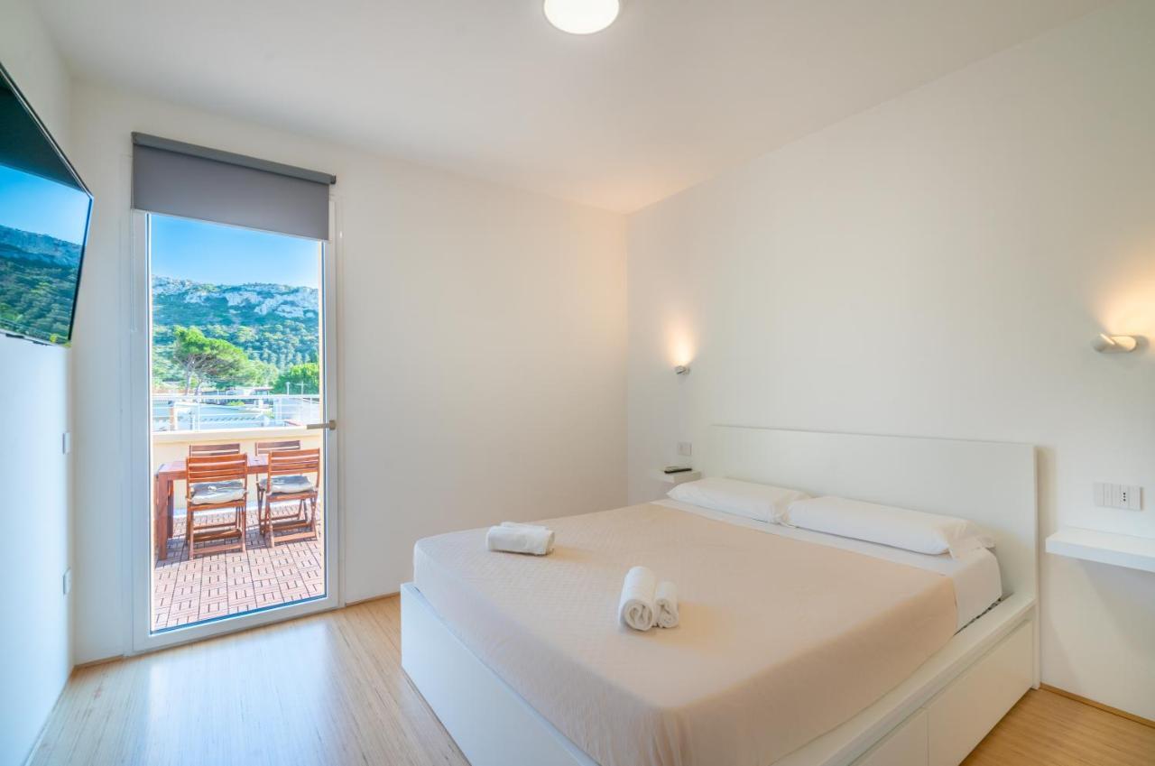 Апартаменти Terrazza Sella Del Diavolo - Vista Mare - Wifi Ac Кальярі Екстер'єр фото