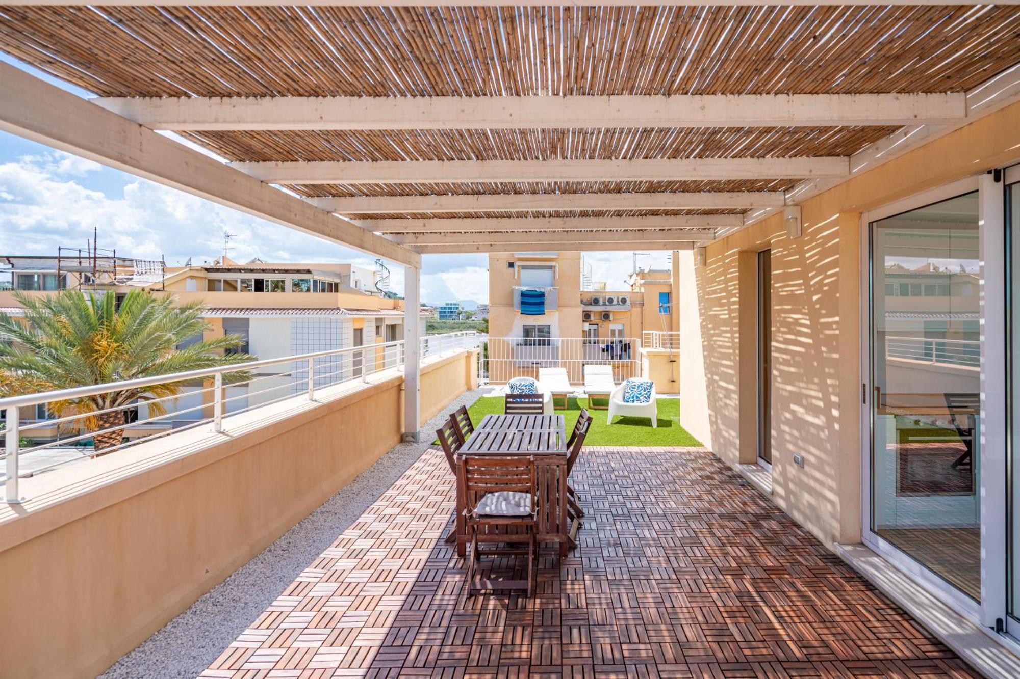 Апартаменти Terrazza Sella Del Diavolo - Vista Mare - Wifi Ac Кальярі Екстер'єр фото